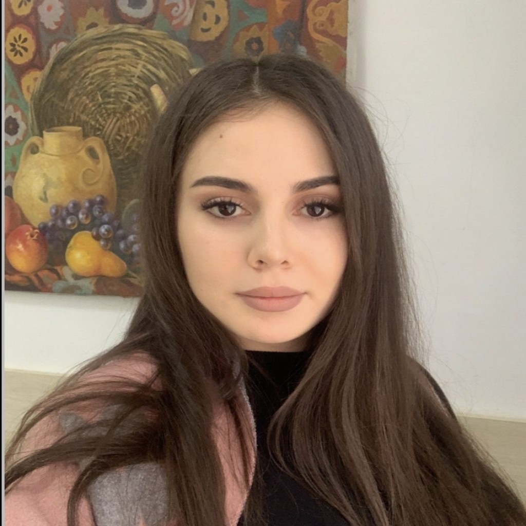 Фаррин Джураева